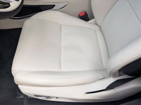 New 2026 Jaguar F-PACE R-Dynamic S image 4