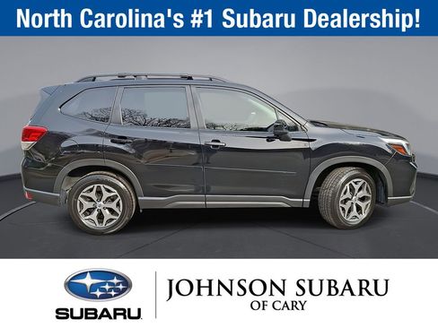 Used 2021 Subaru Forester Premium image 28