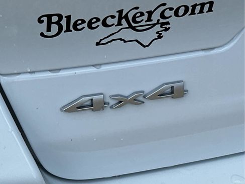 New 2025 Jeep Grand Cherokee Limited w/ Trailer Tow Package image 19