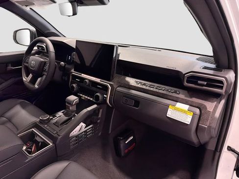 New 2026 Toyota Tacoma Limited AWD/4WD image 23