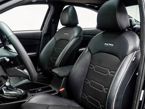 Used 2024 Kia Forte GT-Line w/ GT-Line Premium Package image 33