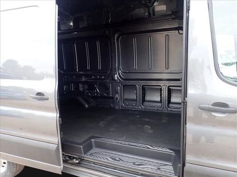 New 2026 Ford Transit 250 148 High Roof AWD image 8