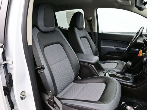Used 2019 Chevrolet Colorado Z71 AWD/4WD image 33