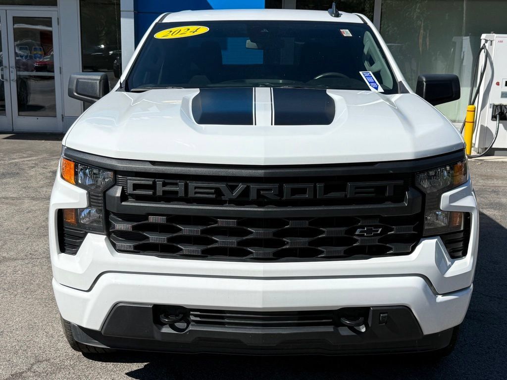 Used 2024 Chevrolet Silverado 1500 Custom w/ Rally Edition AWD/4WD image 2