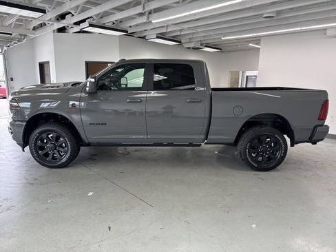 New 2026 RAM 3500 Laramie AWD/4WD image 6