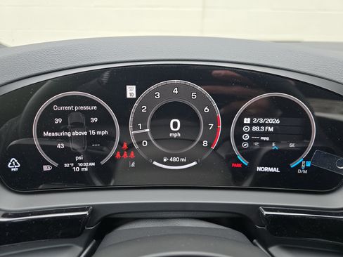 New 2026 Porsche Cayenne image 19