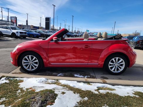 Used 2014 Volkswagen Beetle TDI image 8