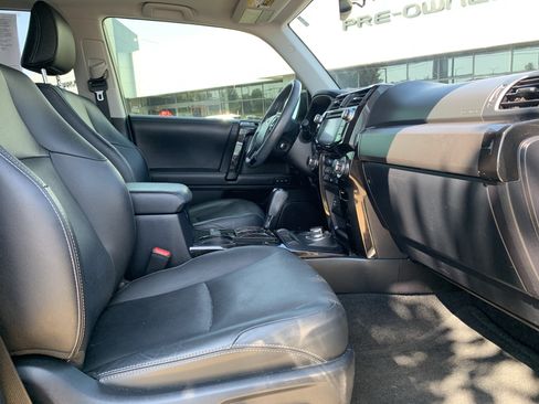 Used 2019 Toyota 4Runner Limited AWD/4WD image 35