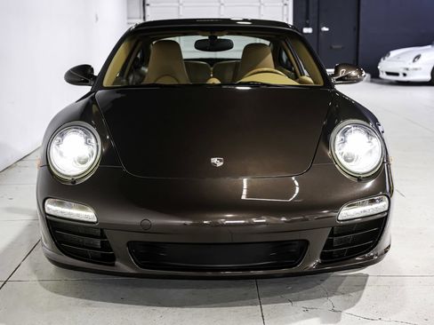 Used 2010 Porsche 911 Carrera S RWD image 5