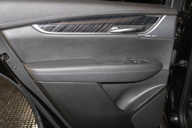 Used 2024 Cadillac XT6 Premium Luxury AWD/4WD image 24