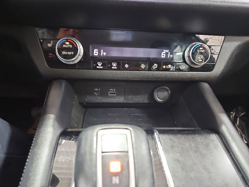 Used 2023 Mitsubishi Outlander SE AWD/4WD image 25