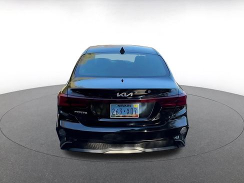 Used 2023 Kia Forte LXS image 11