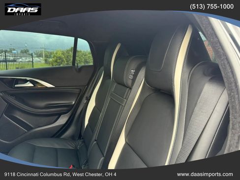 Used 2017 INFINITI QX30 Sport w/ Sport Leather Package FWD image 17