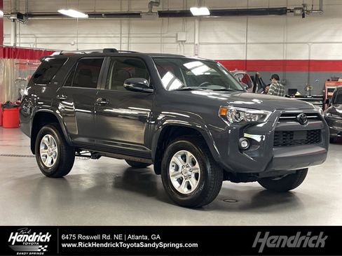 Certified 2024 Toyota 4Runner SR5 Premium image 1