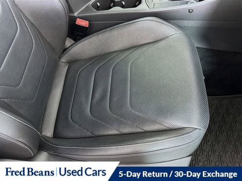 Used 2019 Volkswagen Jetta SEL Premium FWD image 35