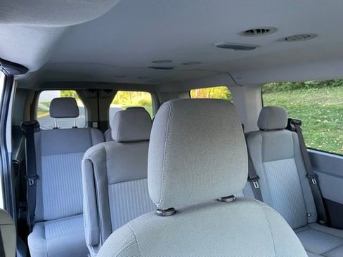 Used 2015 Ford Transit 150 XLT image 16