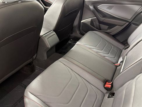 Used 2025 Volkswagen Jetta GLI Autobahn image 11