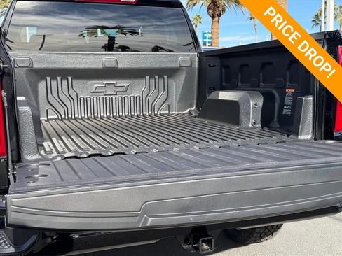 New 2026 Chevrolet Silverado 1500 Custom Trail Boss w/ LPO, Dark Essentials Package image 8