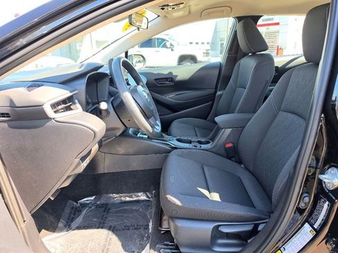 Used 2024 Toyota Corolla LE w/ LE Convenience Package image 21