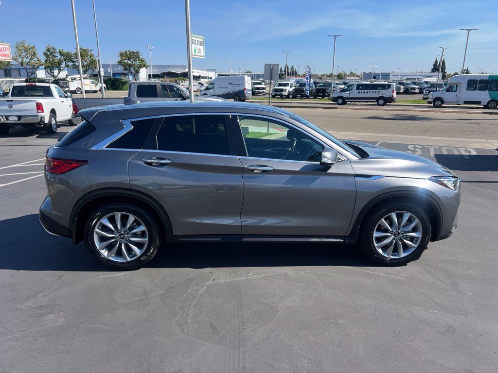 Used 2022 INFINITI QX50 Luxe AWD/4WD image 15