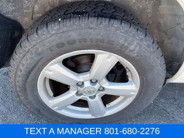 Used 2008 Toyota RAV4 4WD image 6