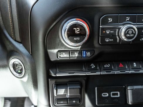 Used 2021 GMC Sierra 1500 AT4 AWD/4WD image 9