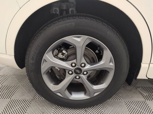 Used 2024 Ford Escape ST-Line w/ Tech Pack #1 image 17