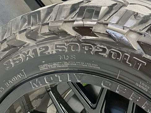 Used 2020 Jeep Gladiator Sport w/ Quick Order Package 24S image 32