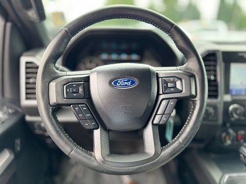 Used 2020 Ford F150 XLT w/ Equipment Group 302A Luxury AWD/4WD image 41