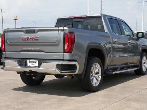 Used 2020 GMC Sierra 1500 SLT RWD image 3