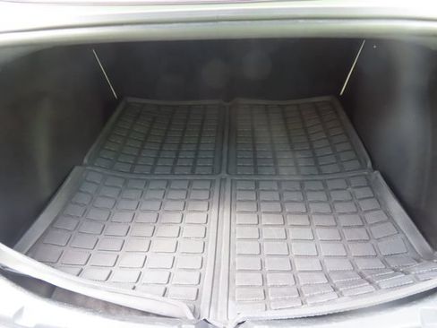 Used 2019 Tesla Model 3 Standard Range RWD image 22
