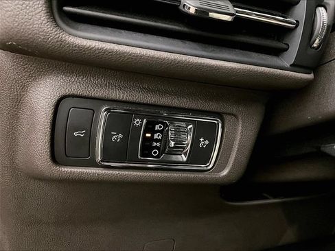 Used 2020 Lincoln Corsair FWD w/ Equipment Group 101A image 30