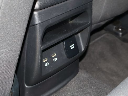Used 2020 Ford Ranger XLT w/ Equipment Group 301A Mid AWD/4WD image 17
