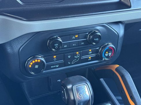 Used 2022 Ford Bronco Badlands AWD/4WD image 19