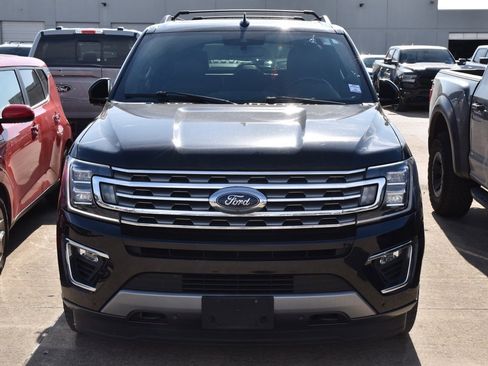 Used 2021 Ford Expedition Max Limited image 3