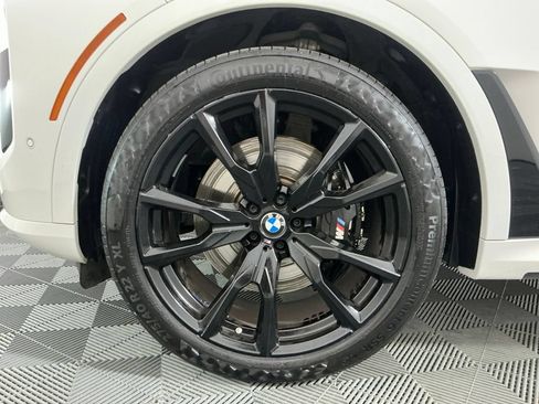 Certified 2024 BMW X7 xDrive40i w/ M Sport Package AWD/4WD image 37