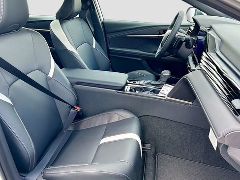 New 2025 Toyota Camry SE w/ Convenience Package FWD image 26