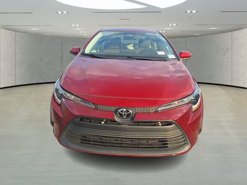 Used 2023 Toyota Corolla LE image 8