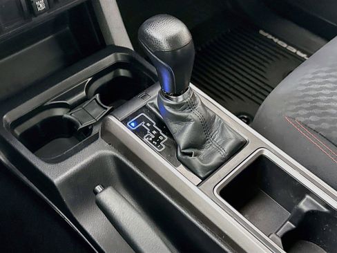 Certified 2021 Toyota Tacoma SR5 RWD image 24