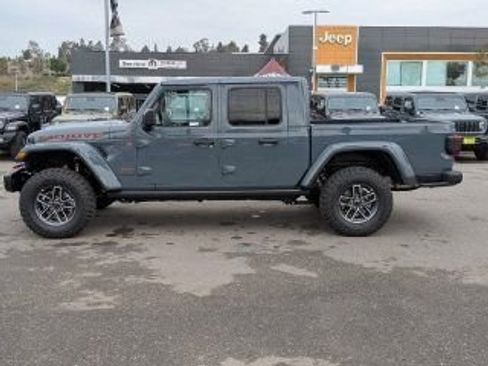 New 2026 Jeep Gladiator Mojave w/ Steel Bumper Group image 1