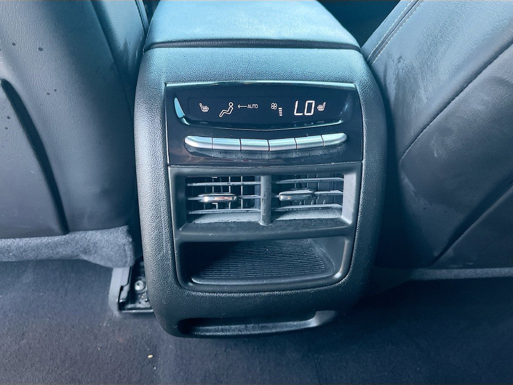 Used 2024 Cadillac XT5 Premium Luxury w/ Technology Package FWD image 27