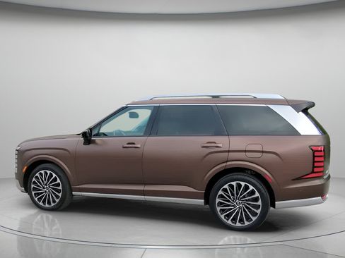 Used 2026 Hyundai Palisade Calligraphy FWD image 17