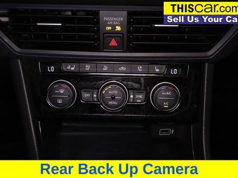 Used 2020 Volkswagen Jetta SEL Premium FWD image 23