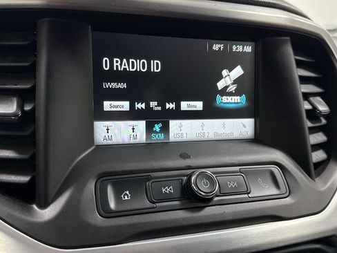 Used 2017 GMC Acadia SLE image 18