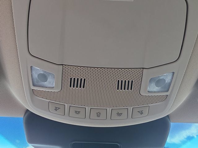 Used 2020 Lincoln Nautilus FWD w/ Equipment Group 101A image 31