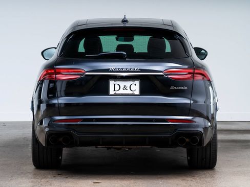Used 2023 Maserati Grecale Modena AWD/4WD image 5