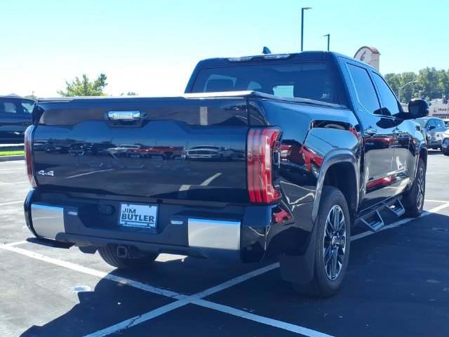 Used 2024 Toyota Tundra Limited AWD/4WD image 23