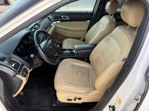 Used 2017 Ford Explorer Limited w/ Equipment Group 301A image 11