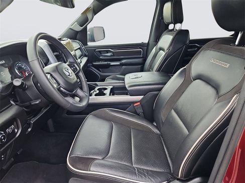 Used 2025 RAM 1500 Laramie image 34