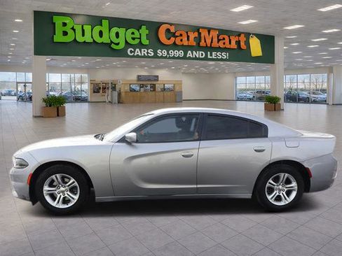 Used 2015 Dodge Charger SE w/ Popular Equipment Group image 4